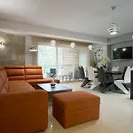 في آي بي أبارتامينتي ستارا بولانا 2