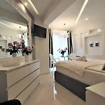아파트 Vip Stara Polana 2 *